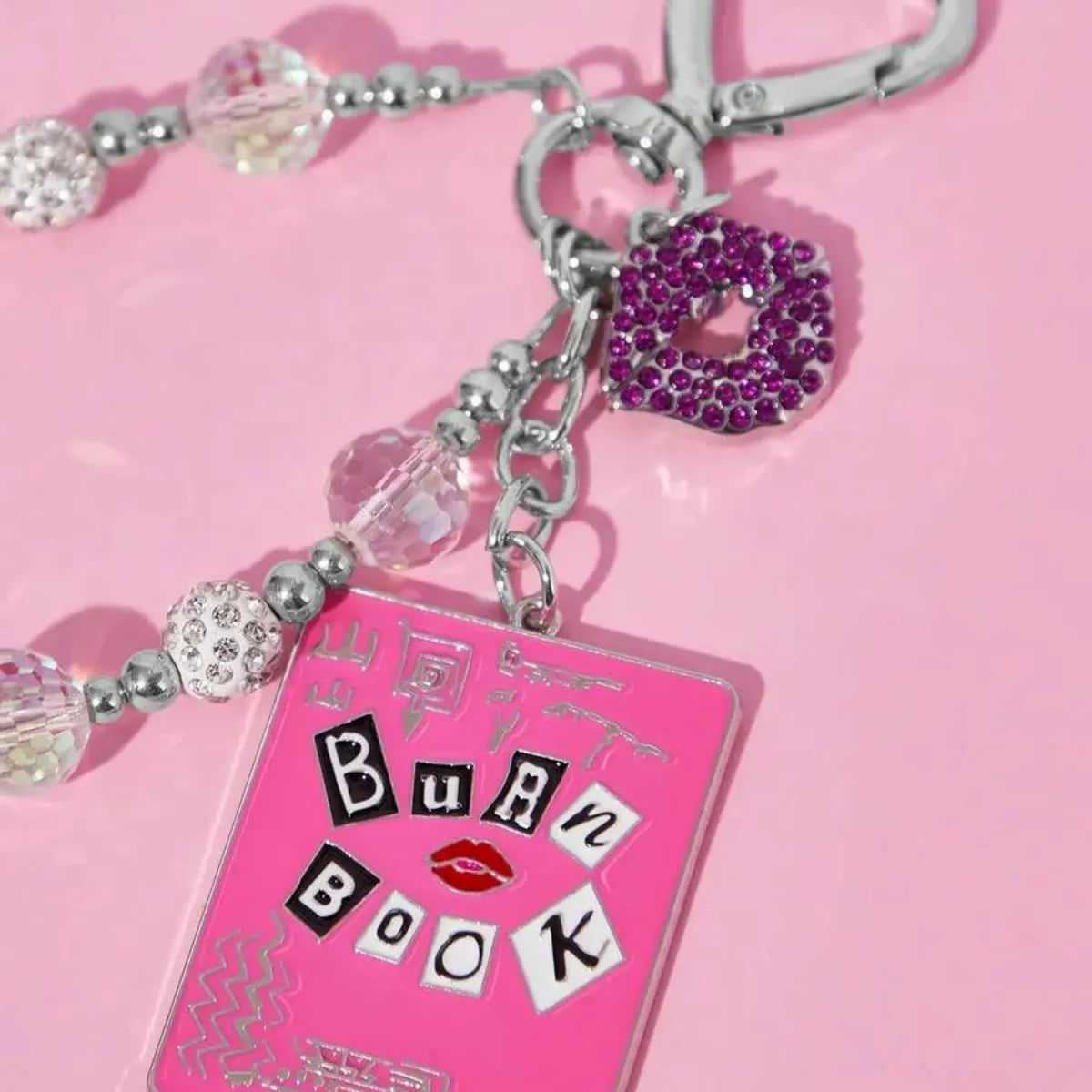 Chaveiro Mean Girls Burn Book Rosa Metal Contas Cristal