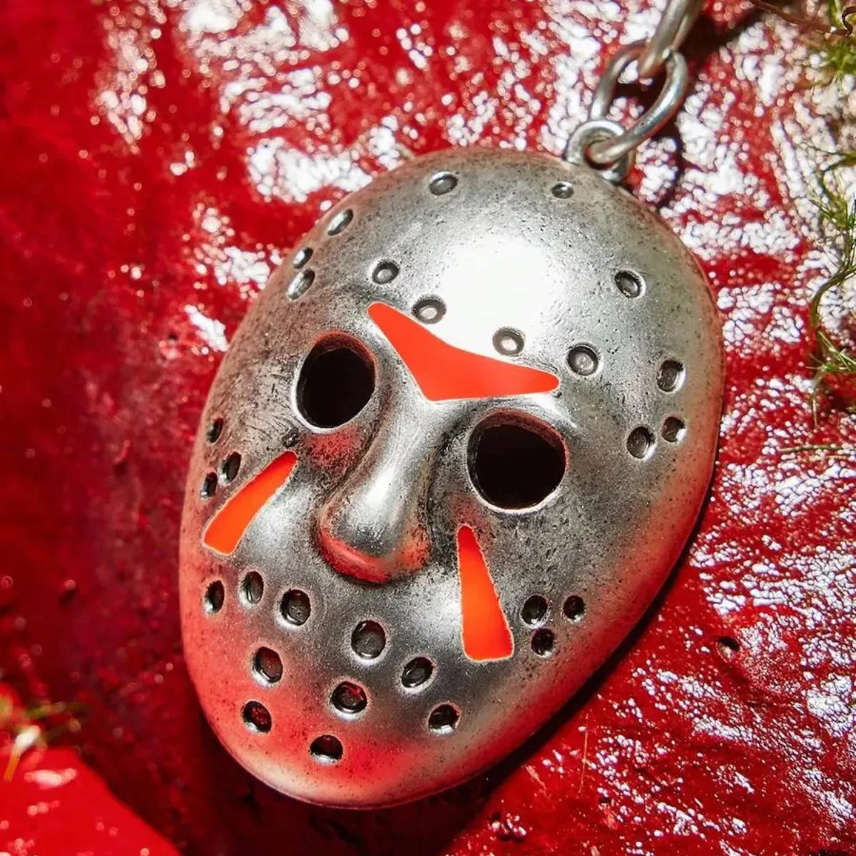 Chaveiro Sexta Feira 13 Jason Máscara Metal Prata Terror